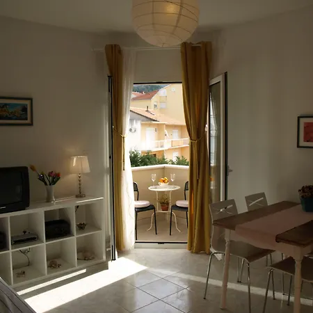 Апартаменты Issa