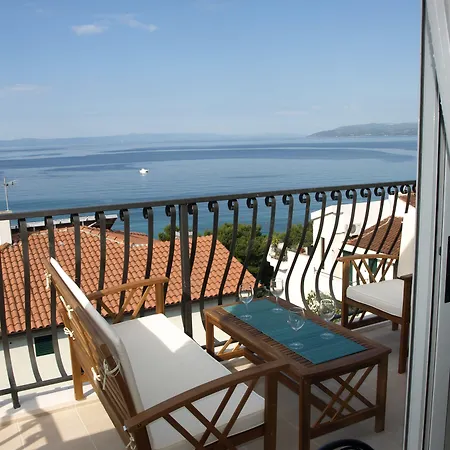 Issa Апартаменты