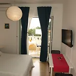 Issa Apartmán