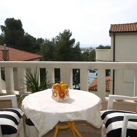 아파트 Issa 마카르스카