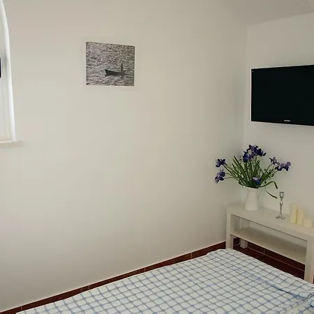 Issa Apartment *