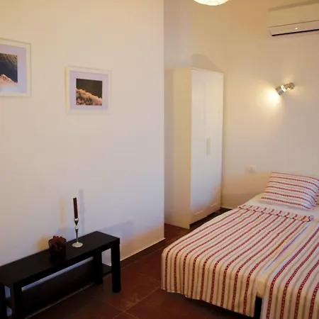 Apartment Issa Makarska